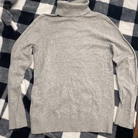 NWOT Tommy Hilfiger gray turtleneck sweater - Picture 5 of 10